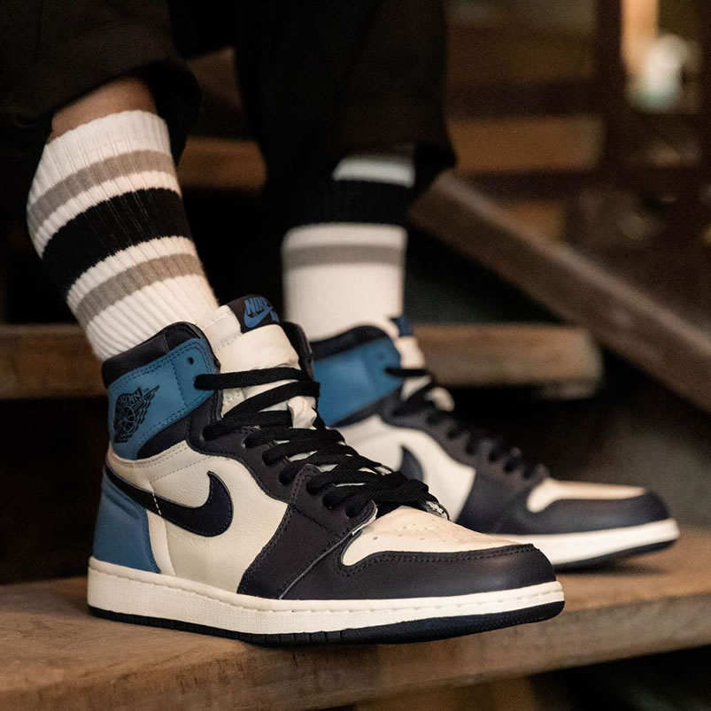 Air Jordan 1 Retro High Og Obsidian On Feet University Blue Unc 555088 140 (1) - www.newkick.vip Air Jordan 1 Retro High Og Obsidian On Feet University Blue Unc 555088 140 (1) - www.newkick.vip