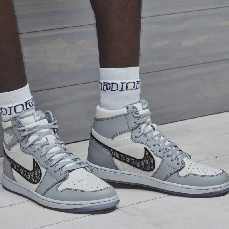 Dior Air Jordan 1 High Og Price Aj1 On Feet Release Date (1) - www.newkick.org