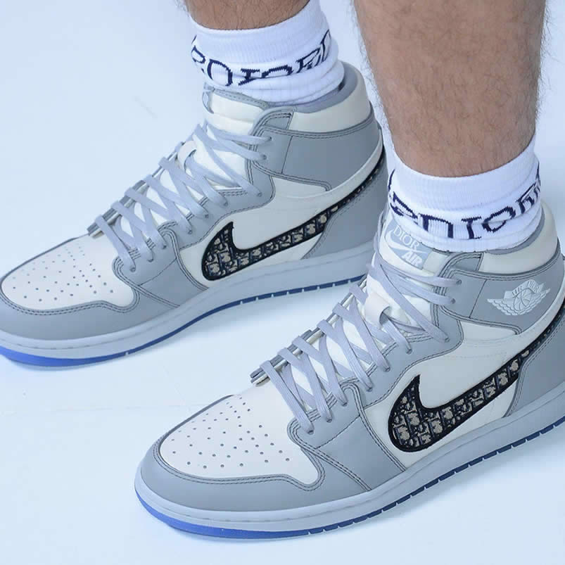 Dior Air Jordan 1 High Og Price Aj1 On Feet Release Date (2) - www.newkick.org