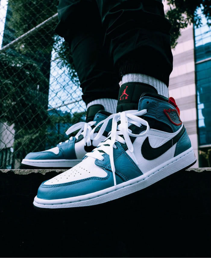 Facetasm Air Jordan 1 Mid Fearless Aj1 On Feet Release Date Cu2802 100 (1) - www.newkick.org Facetasm Air Jordan 1 Mid Fearless Aj1 On Feet Release Date Cu2802 100 (1) - www.newkick.org