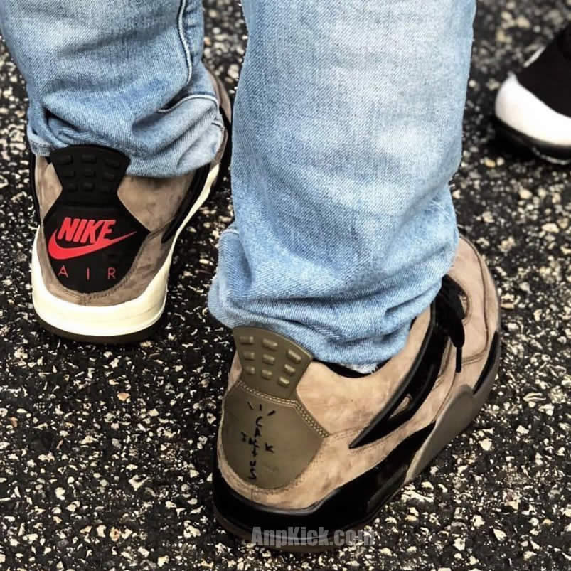 Travis Scott Olive Air Jordan 4 On Feet (2) - www.newkick.org Travis Scott Olive Air Jordan 4 On Feet (2) - www.newkick.org