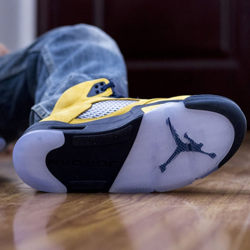 Air Jordan 5 Sp Yellow Michigan 2019 Inspire On Feet Cq9541 704 (3) - www.newkick.org Air Jordan 5 Sp Yellow Michigan 2019 Inspire On Feet Cq9541 704 (3) - www.newkick.org
