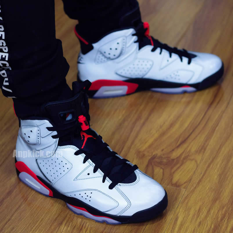 Air Jordan 6 Jsp 3m Reflective Silver Bugs Bunny Infrared Ci4072 001 On Feet (1) - www.newkick.org Air Jordan 6 Jsp 3m Reflective Silver Bugs Bunny Infrared Ci4072 001 On Feet (1) - www.newkick.org