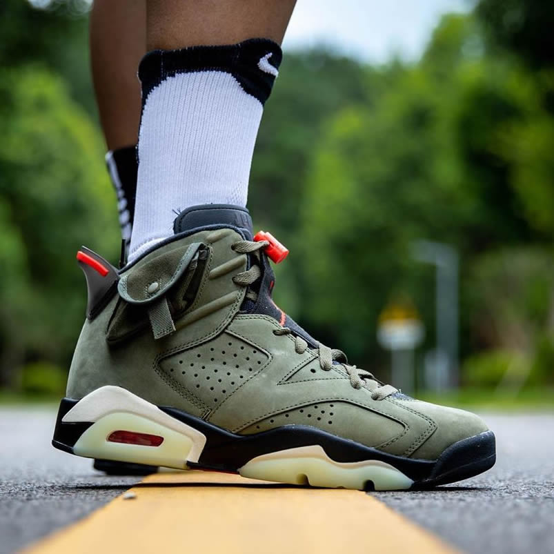 Travis Scott Air Jordan 6 Medium Olive Cactus Jack On Feet For Sale Cn1084 200 (4) - www.newkick.org Travis Scott Air Jordan 6 Medium Olive Cactus Jack On Feet For Sale Cn1084 200 (4) - www.newkick.org