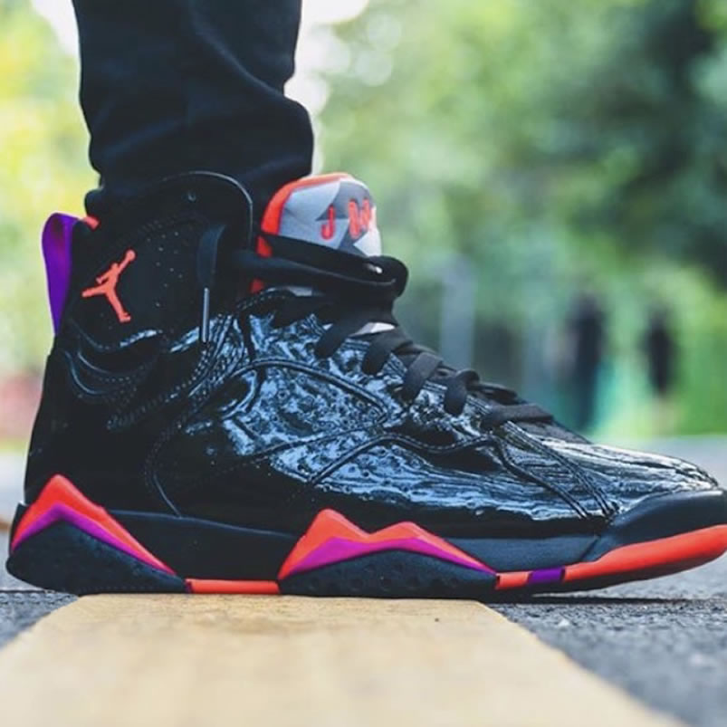 Air Jordan 7 Wmns Black Patent Leather Shoes On Feet Release Date 313358 006 (3) - www.newkick.org