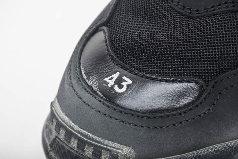 Balenciaga Triple S Sneakers Black Shoes 512176w09o1 1000 (15) - www.newkick.vip