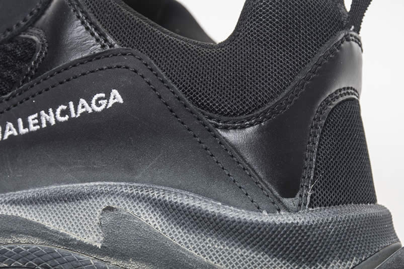 Balenciaga Triple S Sneakers Black Shoes 512176w09o1 1000 (22) - www.newkick.vip