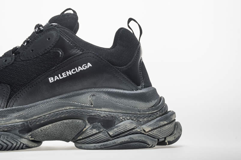 Balenciaga Triple S Sneakers Black Shoes 512176w09o1 1000 (9) - www.newkick.vip