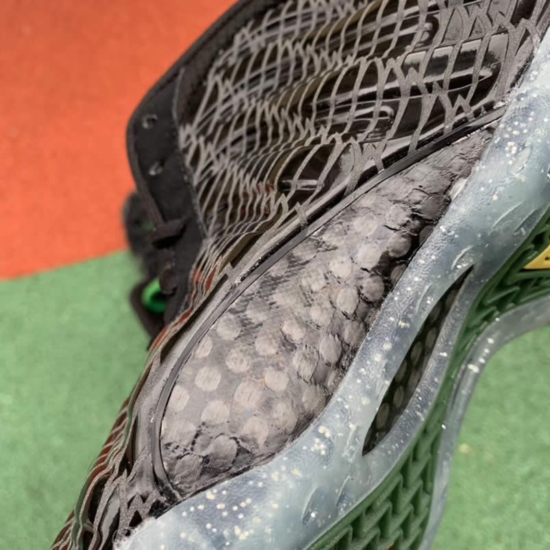 Nike Air Foamposite One Prm Uo Qs Image Oregon Ducks For Sale 652110 00 (6) - www.newkick.org