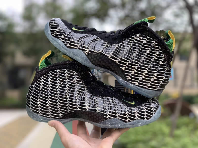 Nike Air Foamposite One Prm Uo Qs Image Oregon Ducks For Sale 652110 00 (7) - www.newkick.org