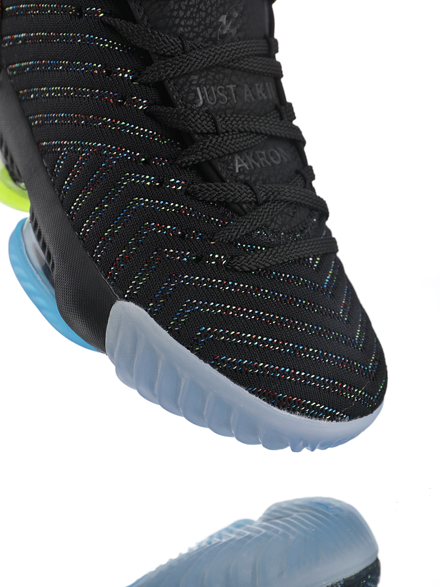 Nike Lebron 16 I Promise We Are Family Lebron James Lbj 16 Ao2595 004 Pics (8) - www.newkick.vip