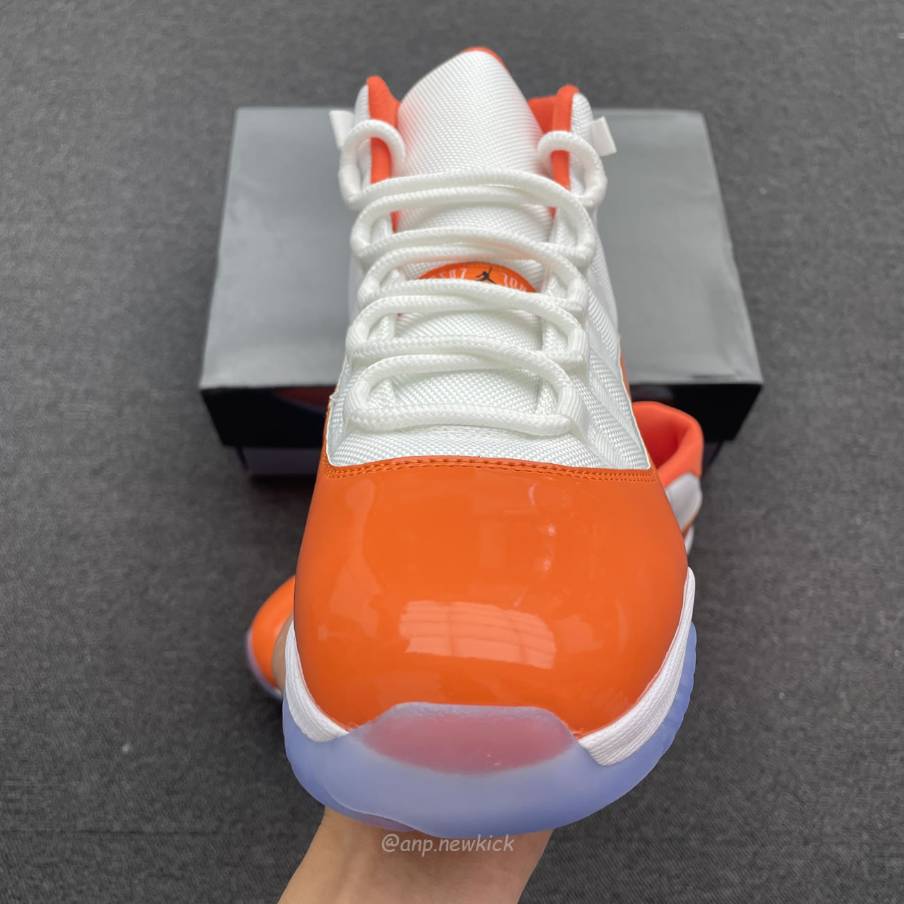 Air Jordan 11 Florida Gators White Orange (3) - www.newkick.org Air Jordan 11 Florida Gators White Orange (3) - www.newkick.org