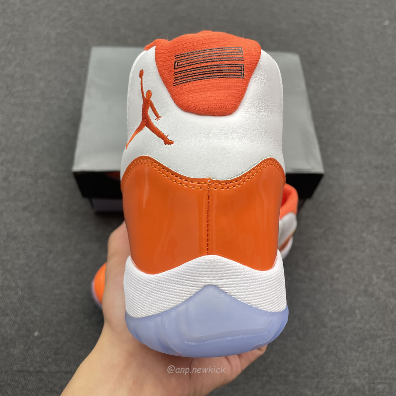 Air Jordan 11 Florida Gators White Orange (4) - www.newkick.org Air Jordan 11 Florida Gators White Orange (4) - www.newkick.org