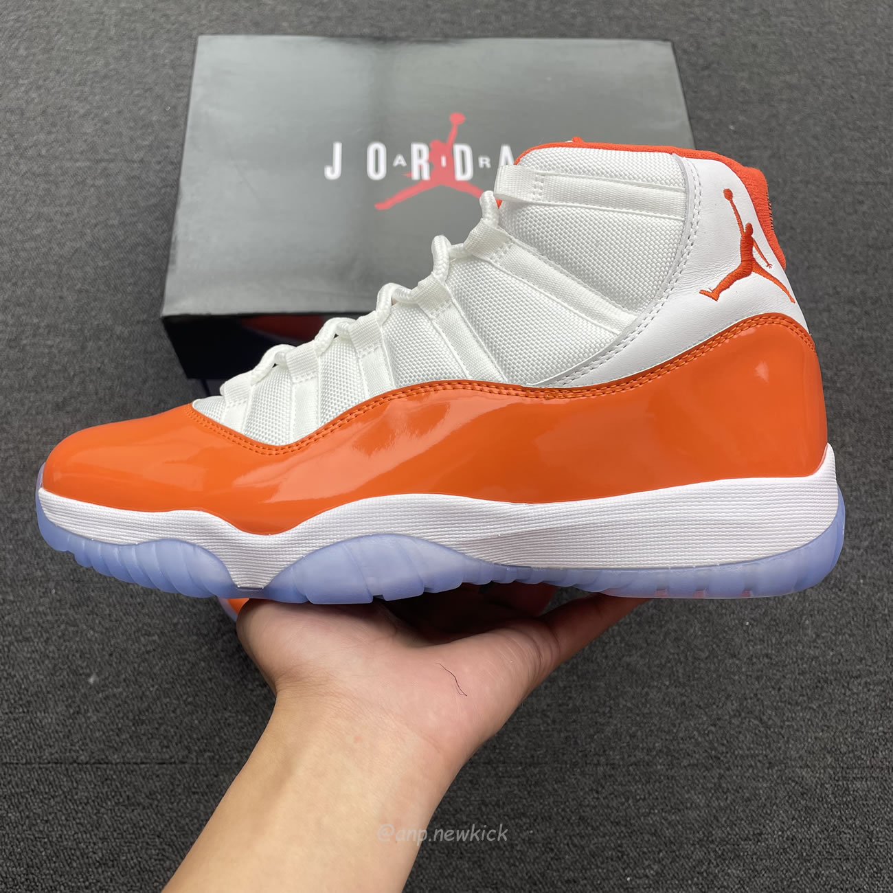 Air Jordan 11 Florida Gators White Orange (9) - www.newkick.org Air Jordan 11 Florida Gators White Orange (9) - www.newkick.org