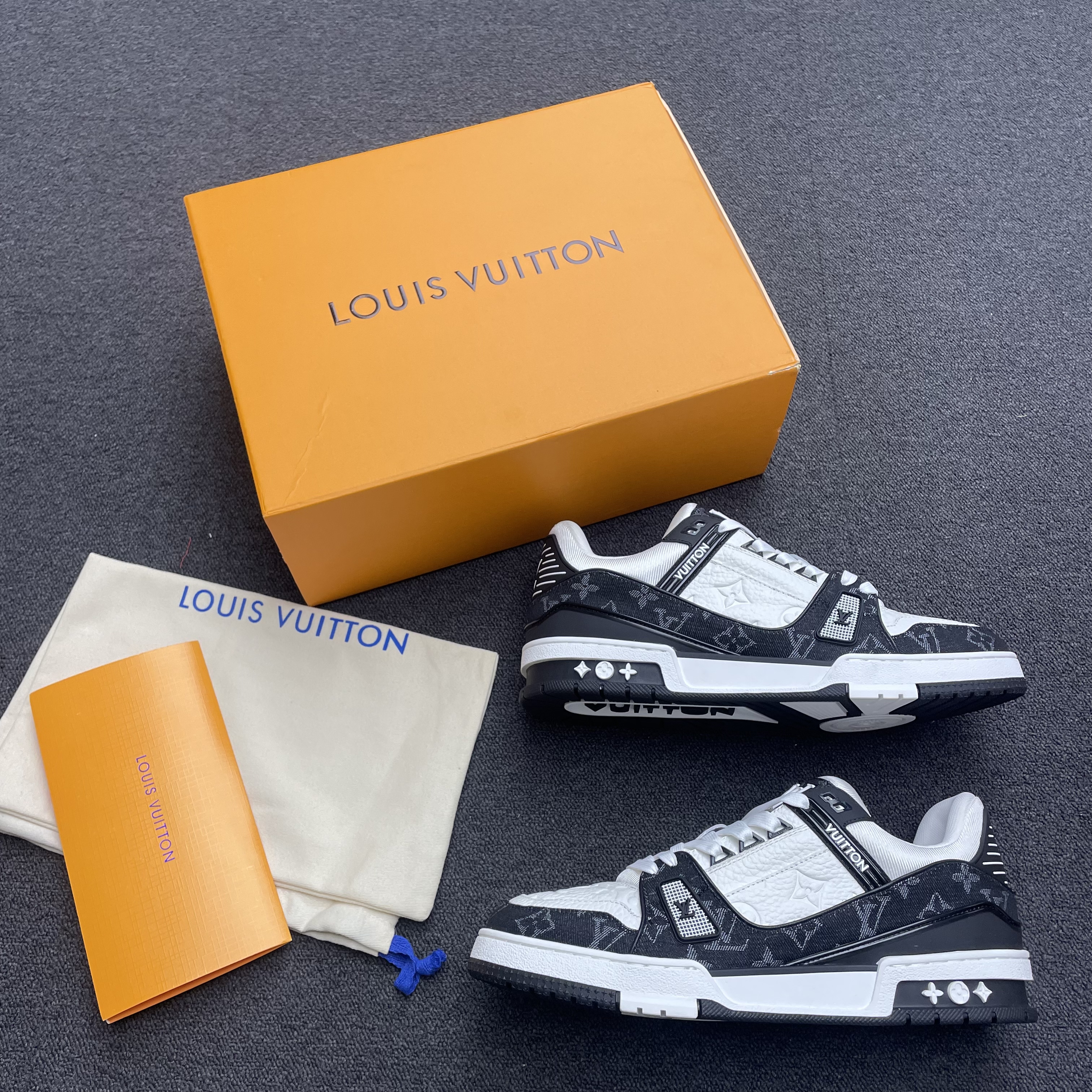 Louis Vuitton Lv Trainer White Black White 1a9jgb (7) - www.newkick.org