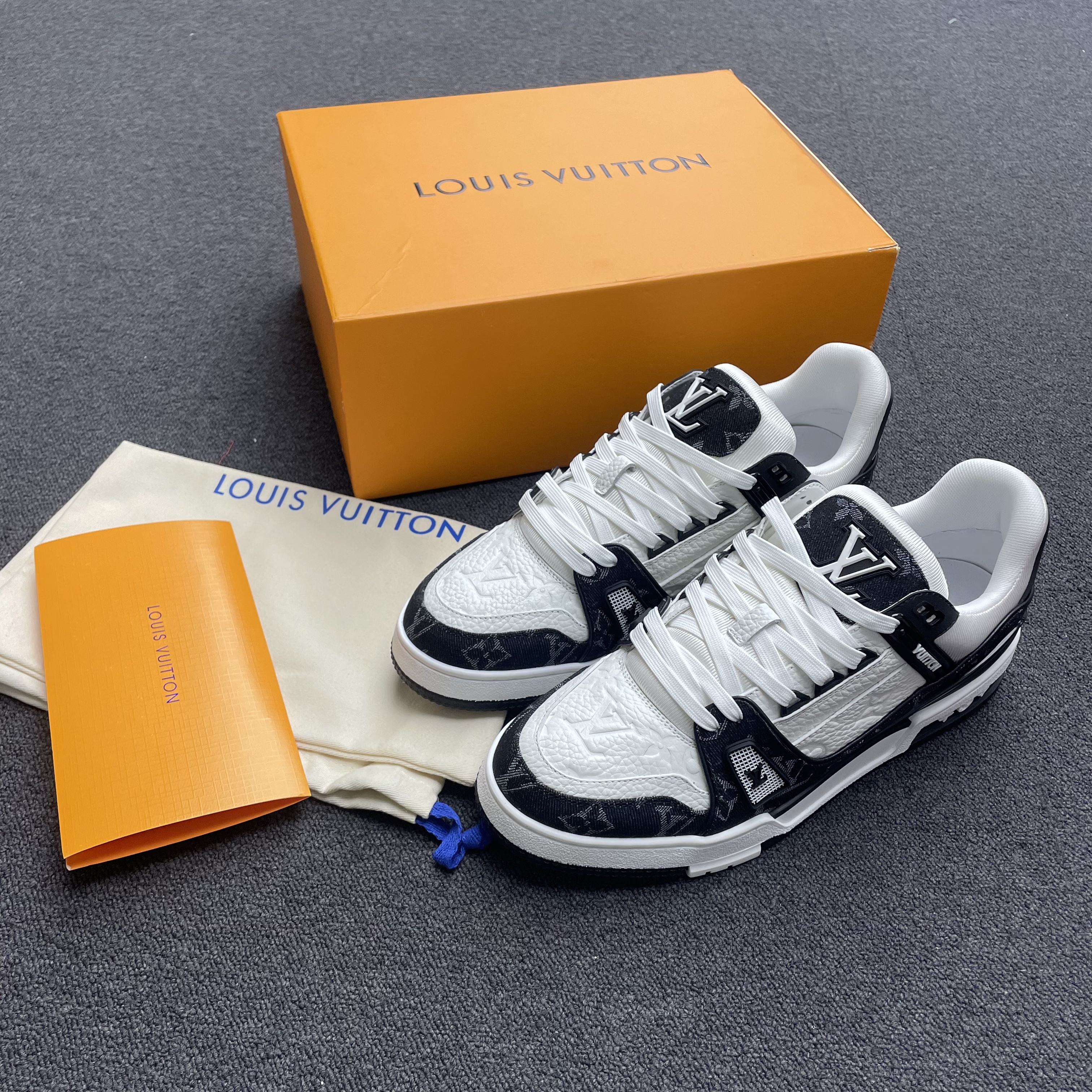Louis Vuitton Lv Trainer White Black White 1a9jgb (9) - www.newkick.org