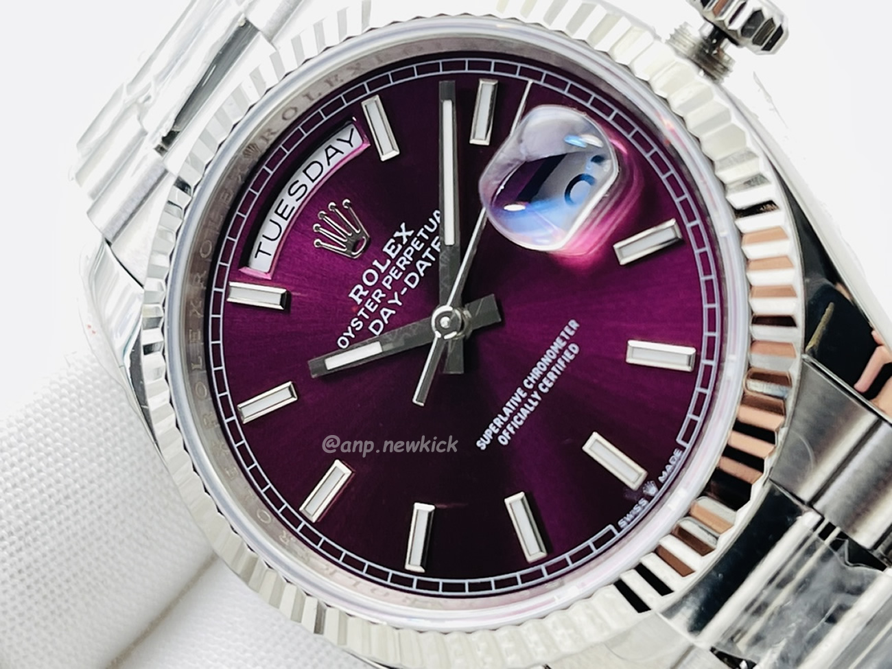 Rolex Day Date Olive Green Cherry Red Dial Bright Blue Bright Black Champagne Colour Olive Green 228239 (20) - www.newkick.org Rolex Day Date Olive Green Cherry Red Dial Bright Blue Bright Black Champagne Colour Olive Green 228239 (20) - www.newkick.org
