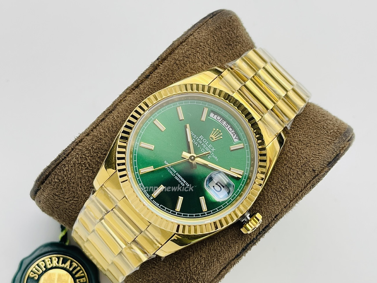 Rolex Day Date Olive Green Cherry Red Dial Bright Blue Bright Black Champagne Colour Olive Green 228239 (96) - www.newkick.org Rolex Day Date Olive Green Cherry Red Dial Bright Blue Bright Black Champagne Colour Olive Green 228239 (96) - www.newkick.org