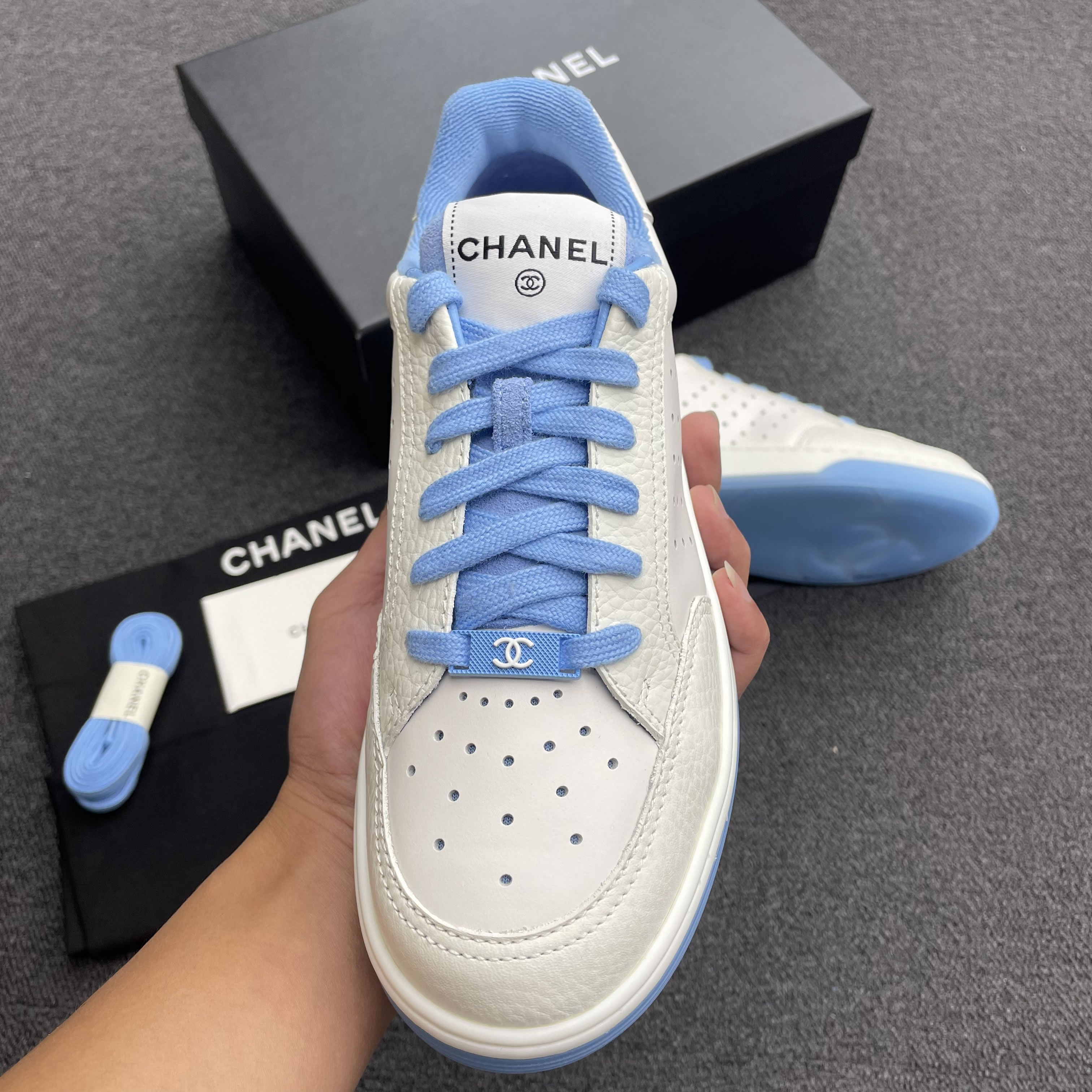 Chanel 22p Trainer White Black Burgundy Light Pink Blue (12) - www.newkick.org Chanel 22p Trainer White Black Burgundy Light Pink Blue (12) - www.newkick.org