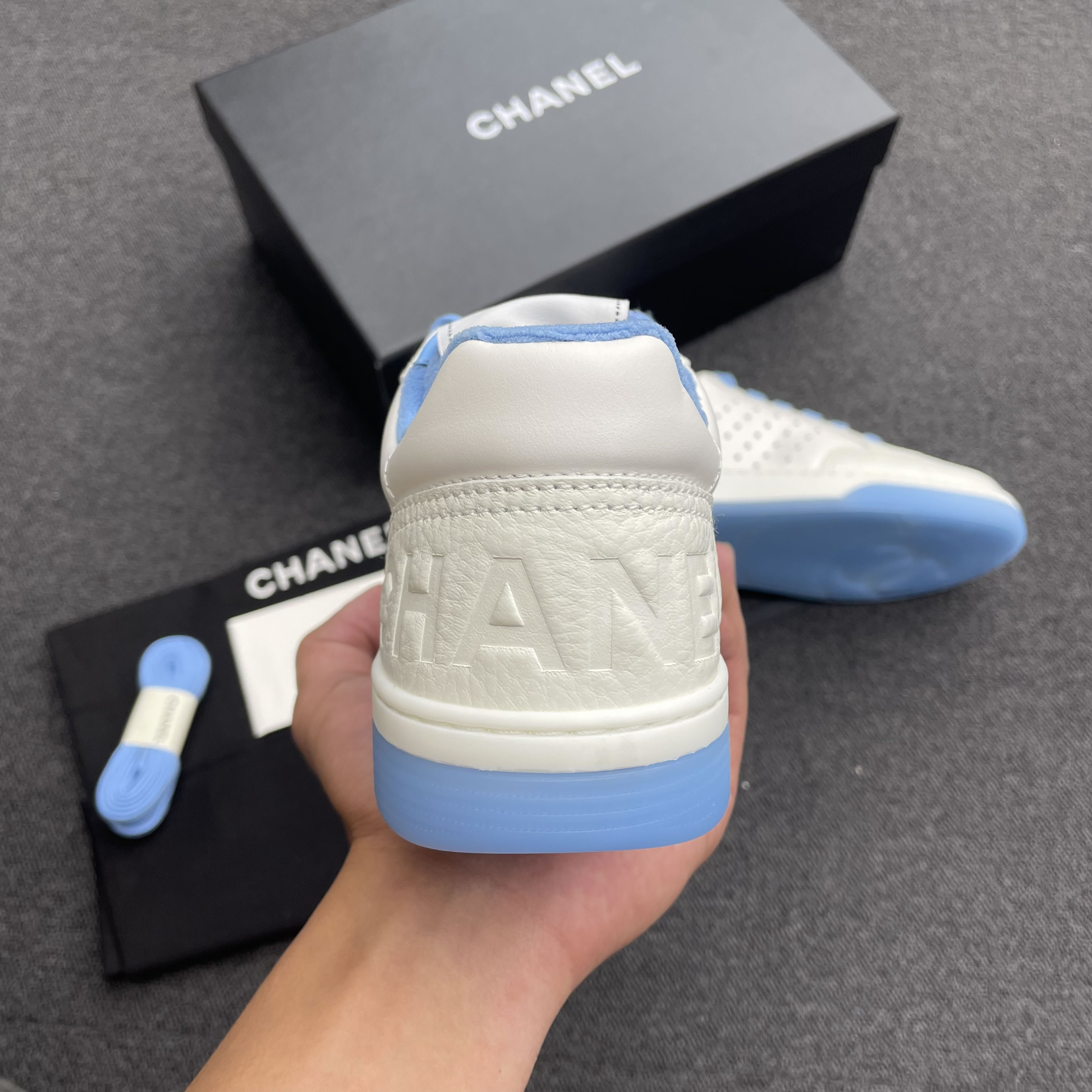 Chanel 22p Trainer White Black Burgundy Light Pink Blue (14) - www.newkick.org Chanel 22p Trainer White Black Burgundy Light Pink Blue (14) - www.newkick.org