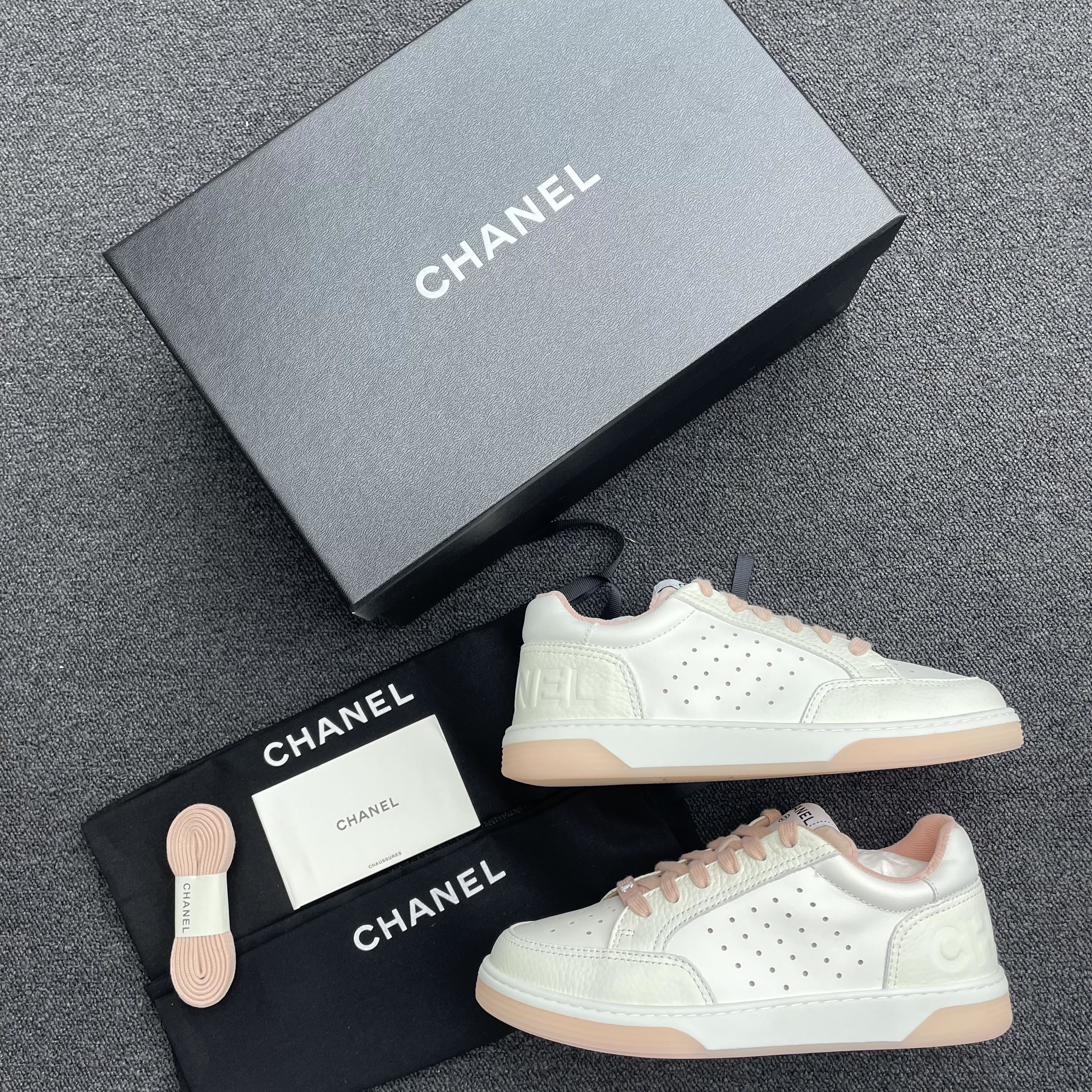 Chanel 22p Trainer White Black Burgundy Light Pink Blue (15) - www.newkick.org Chanel 22p Trainer White Black Burgundy Light Pink Blue (15) - www.newkick.org
