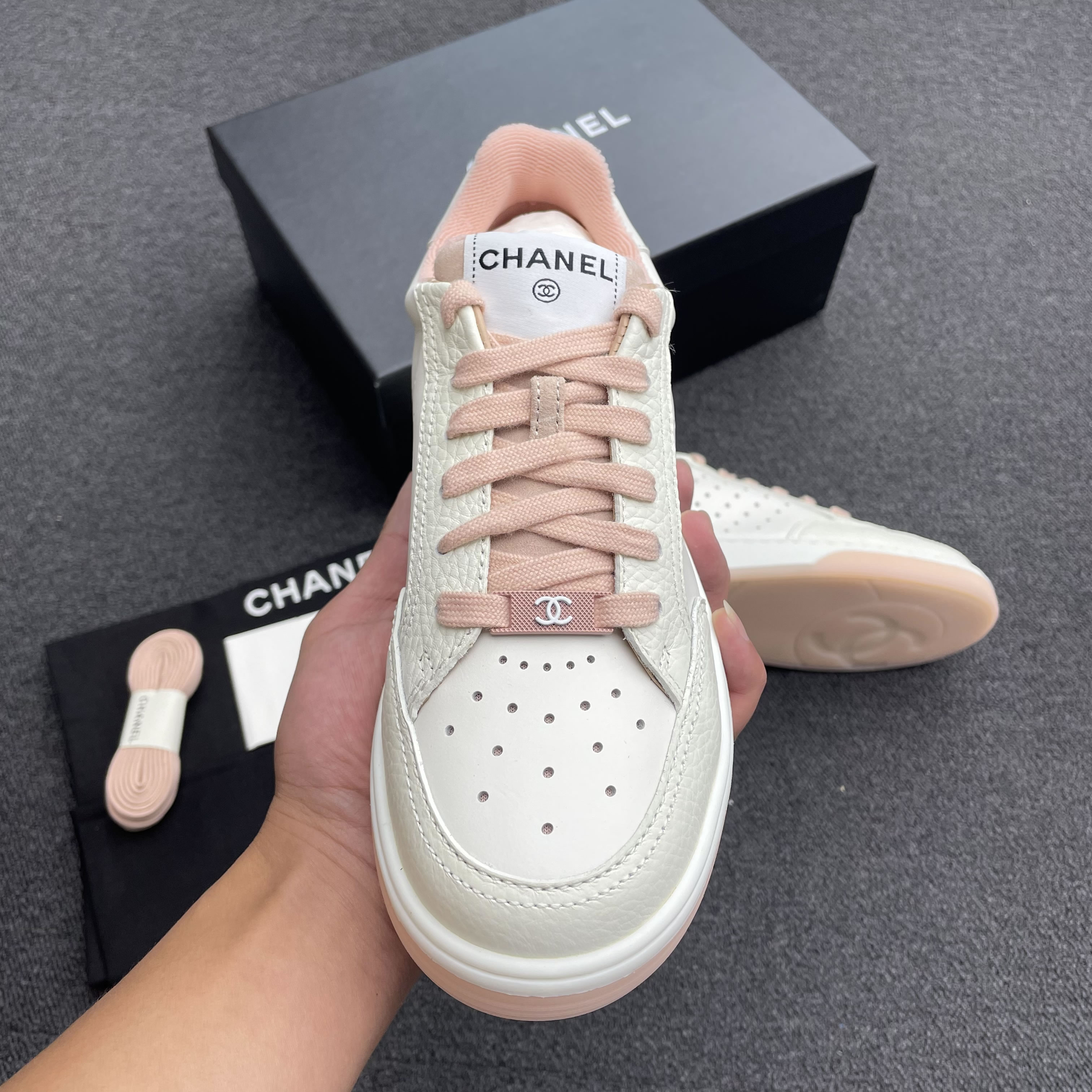 Chanel 22p Trainer White Black Burgundy Light Pink Blue (16) - www.newkick.org Chanel 22p Trainer White Black Burgundy Light Pink Blue (16) - www.newkick.org