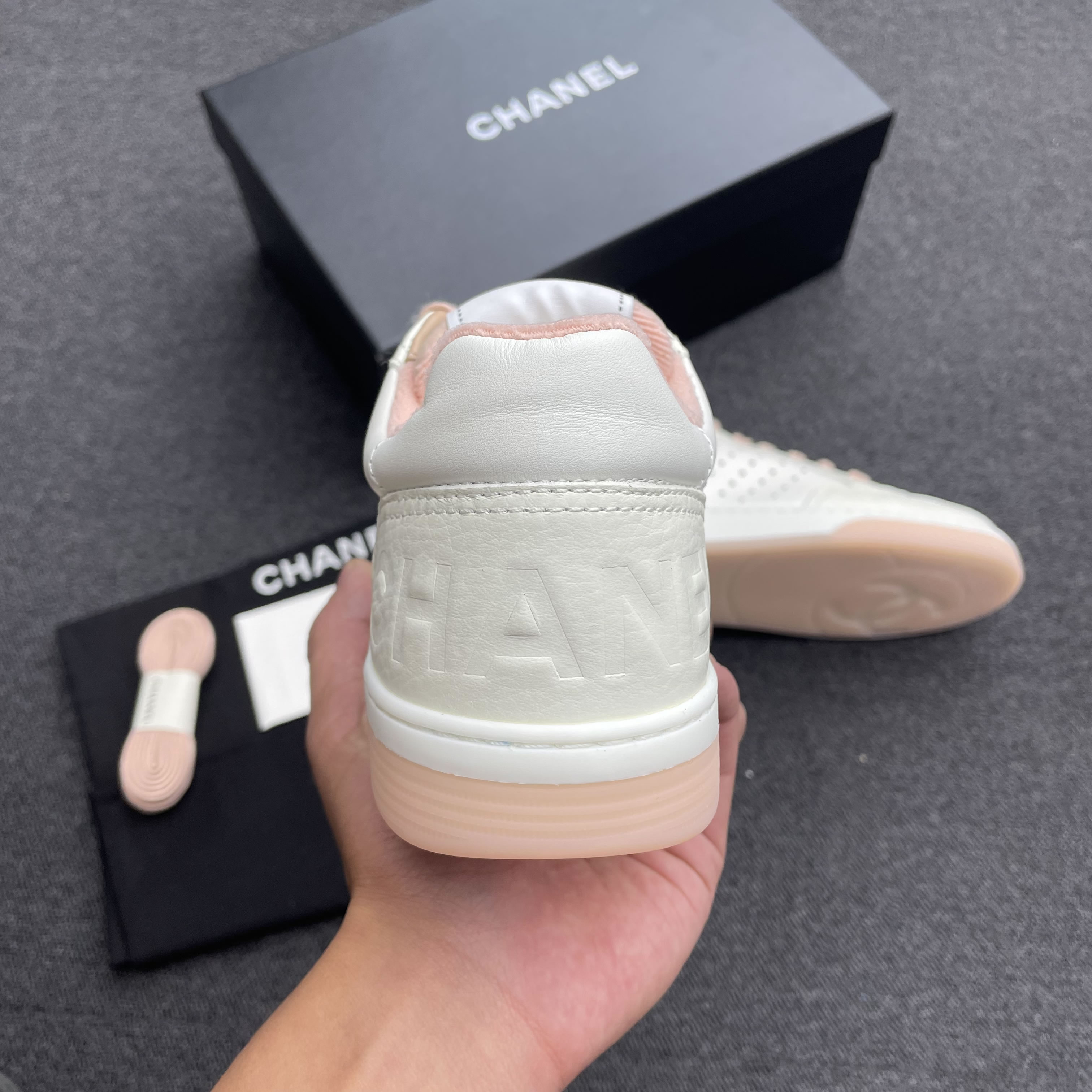 Chanel 22p Trainer White Black Burgundy Light Pink Blue (17) - www.newkick.org Chanel 22p Trainer White Black Burgundy Light Pink Blue (17) - www.newkick.org