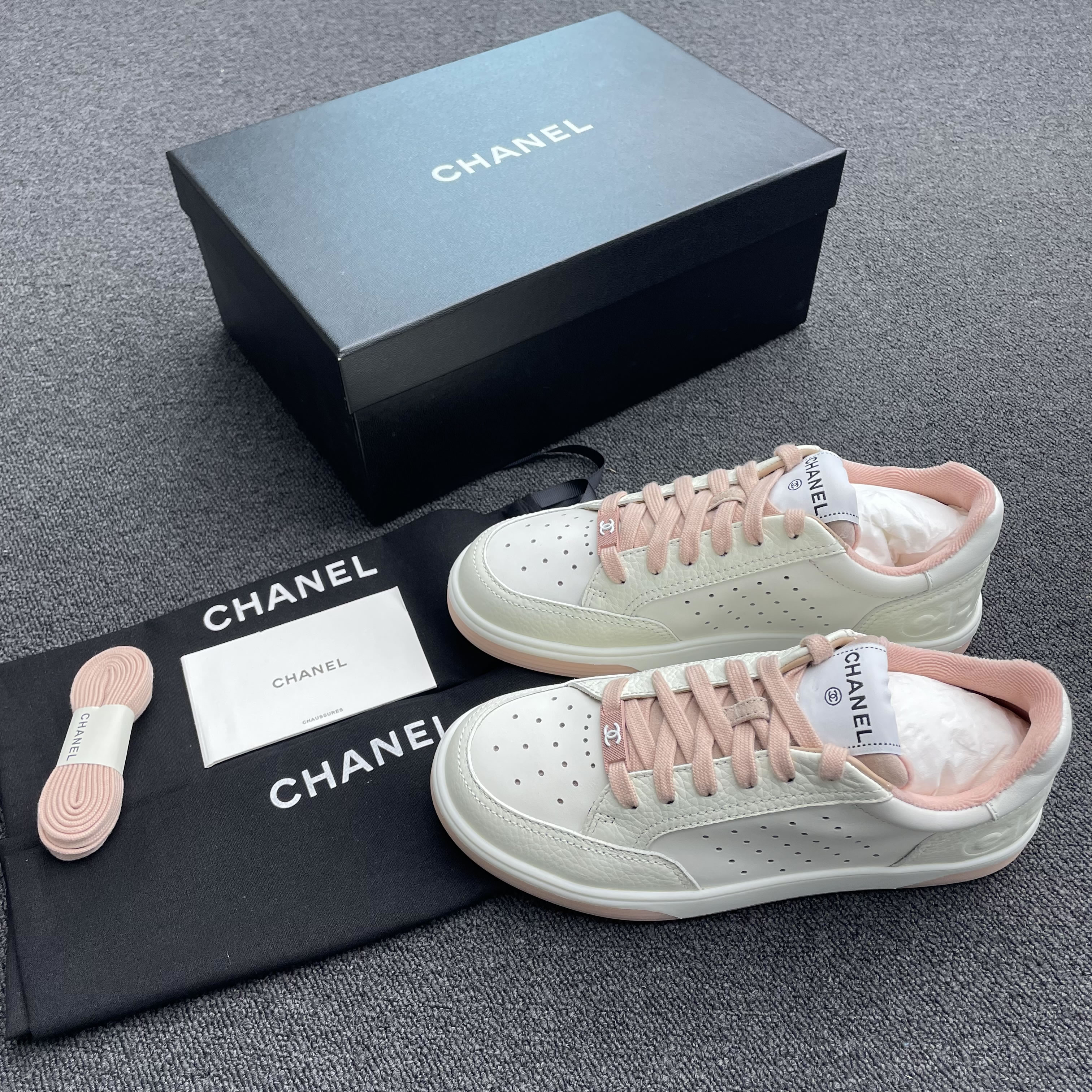 Chanel 22p Trainer White Black Burgundy Light Pink Blue (18) - www.newkick.org Chanel 22p Trainer White Black Burgundy Light Pink Blue (18) - www.newkick.org