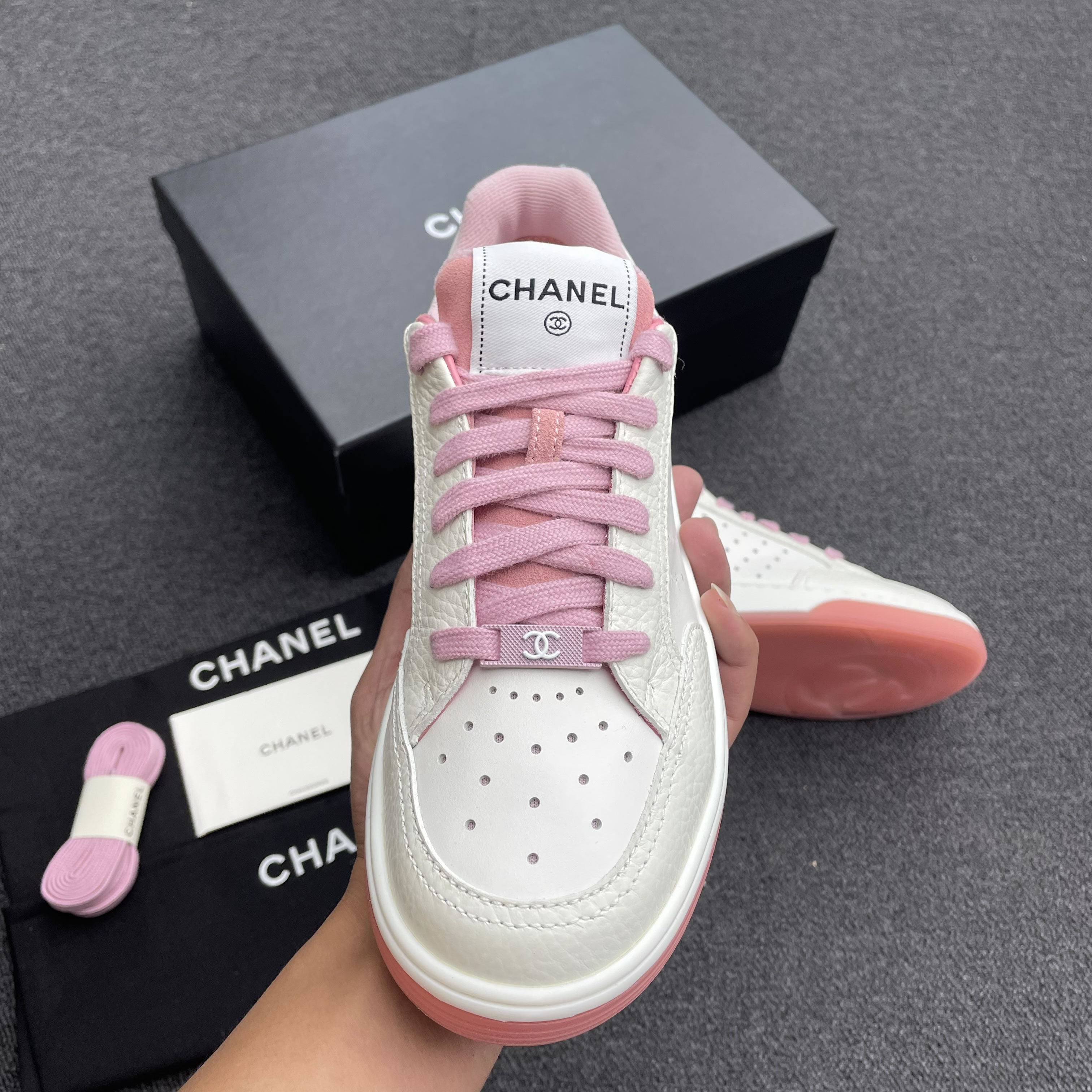 Chanel 22p Trainer White Black Burgundy Light Pink Blue (19) - www.newkick.org Chanel 22p Trainer White Black Burgundy Light Pink Blue (19) - www.newkick.org