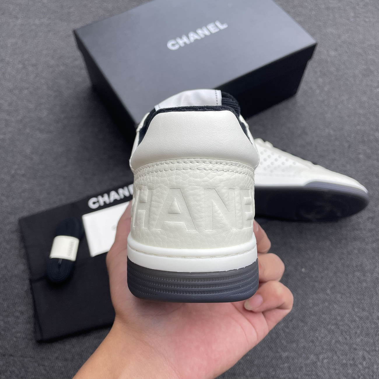 Chanel 22p Trainer White Black Burgundy Light Pink Blue (26) - www.newkick.org Chanel 22p Trainer White Black Burgundy Light Pink Blue (26) - www.newkick.org