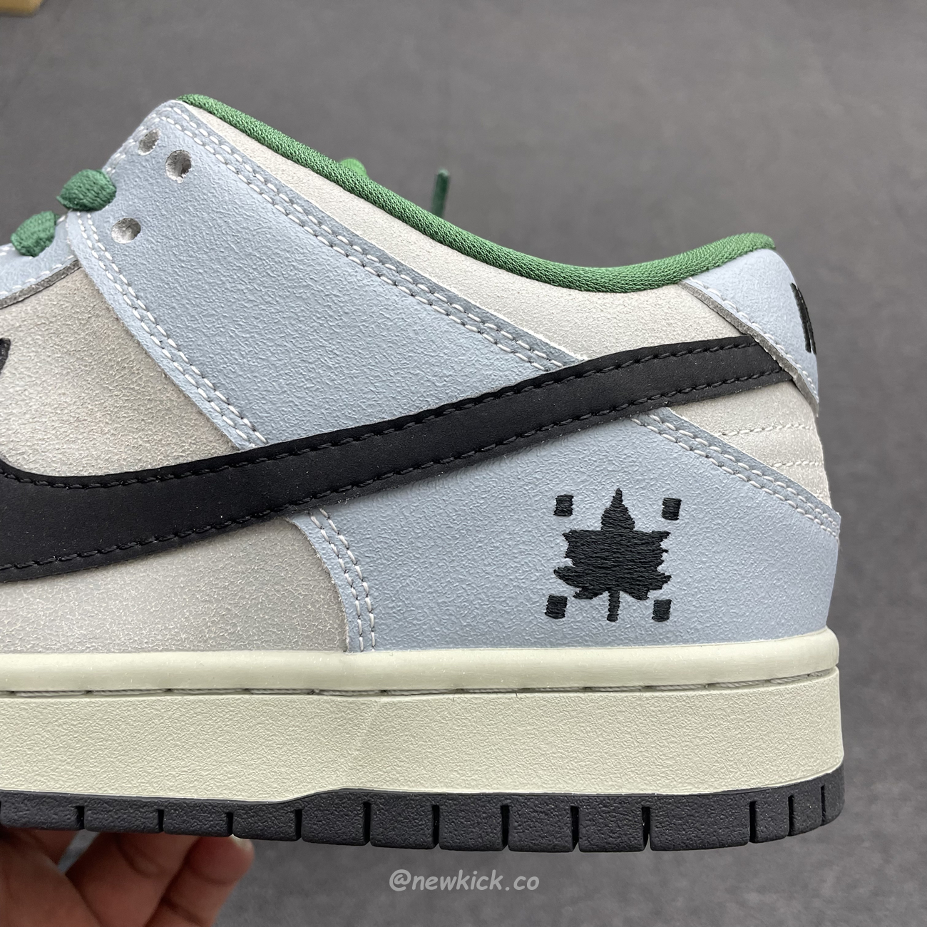 Nike Sb Dunk Low Maple Leaf Central Park 313170 021 (10) - www.newkick.vip
