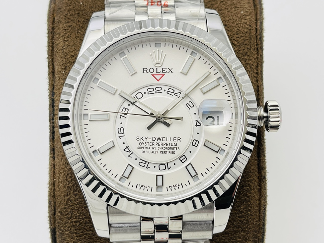 Rolex Sky Dweller Bright Black Intense White 326934 0006 (19) - www.newkick.org Rolex Sky Dweller Bright Black Intense White 326934 0006 (19) - www.newkick.org