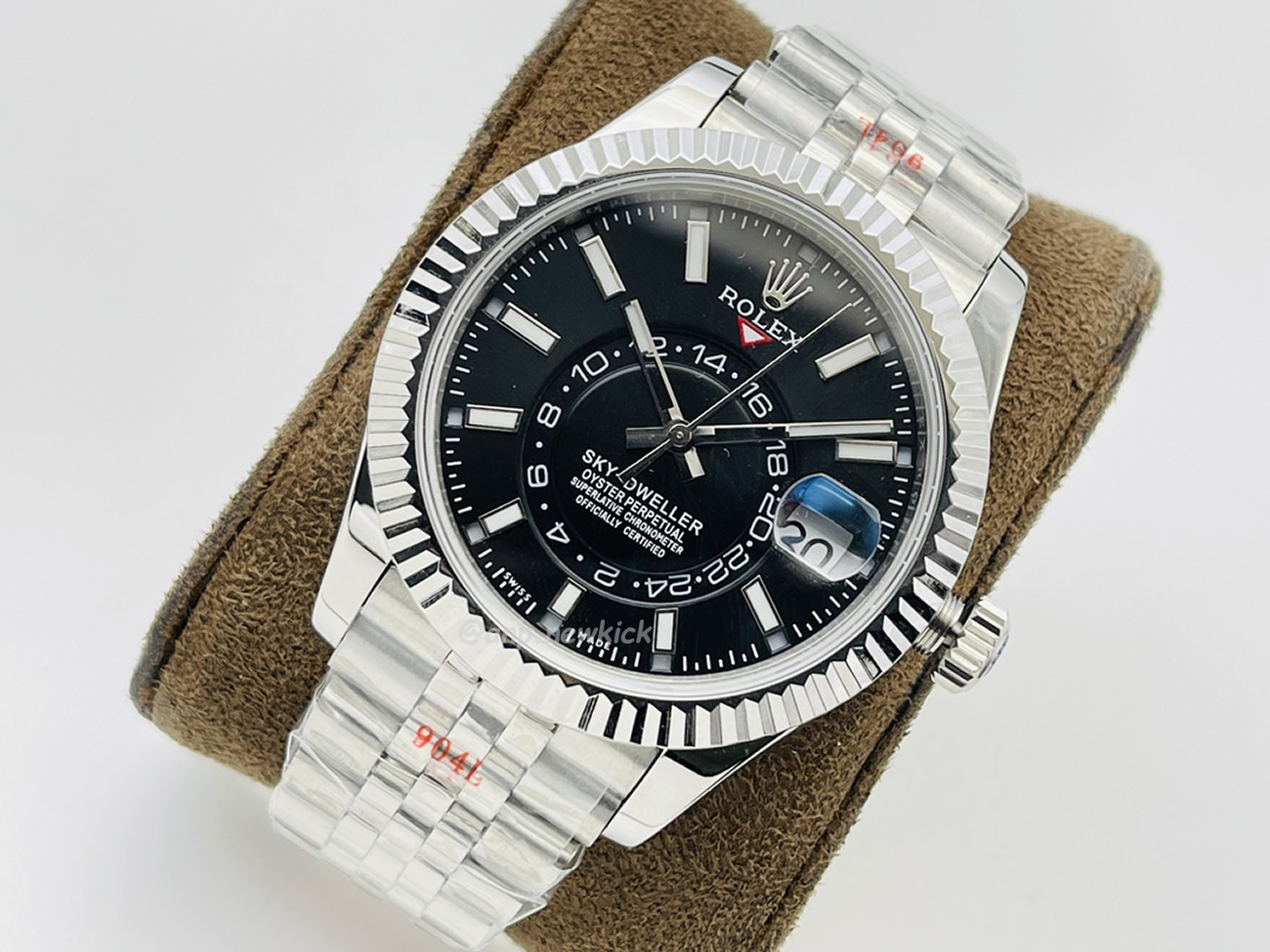 Rolex Sky Dweller Bright Black Intense White 326934 0006 (6) - www.newkick.org Rolex Sky Dweller Bright Black Intense White 326934 0006 (6) - www.newkick.org