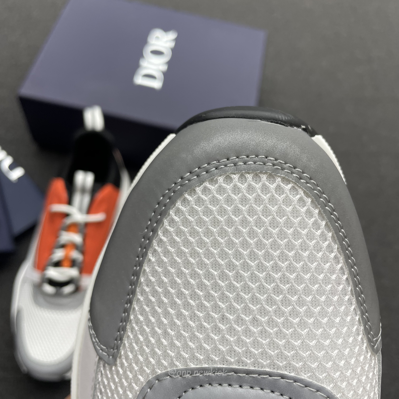 Dior B22 Orange White 3sn231yxx H369 (2) - www.newkick.org