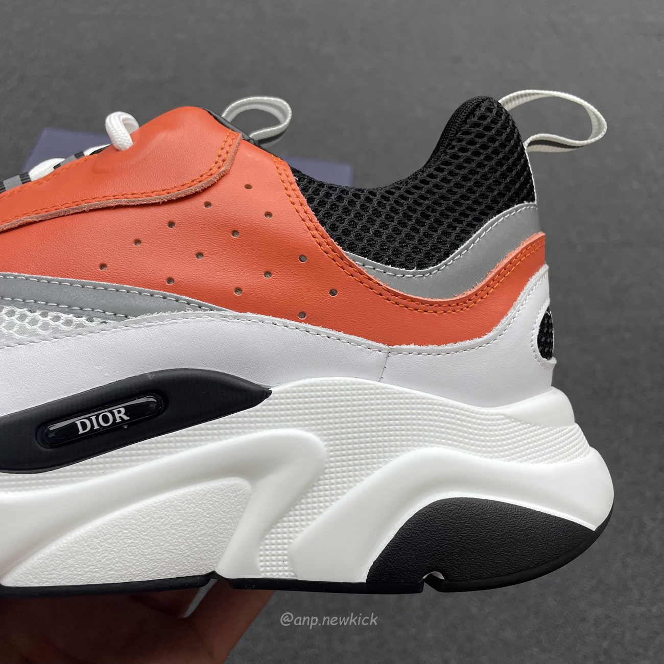 Dior B22 Orange White 3sn231yxx H369 (3) - www.newkick.org