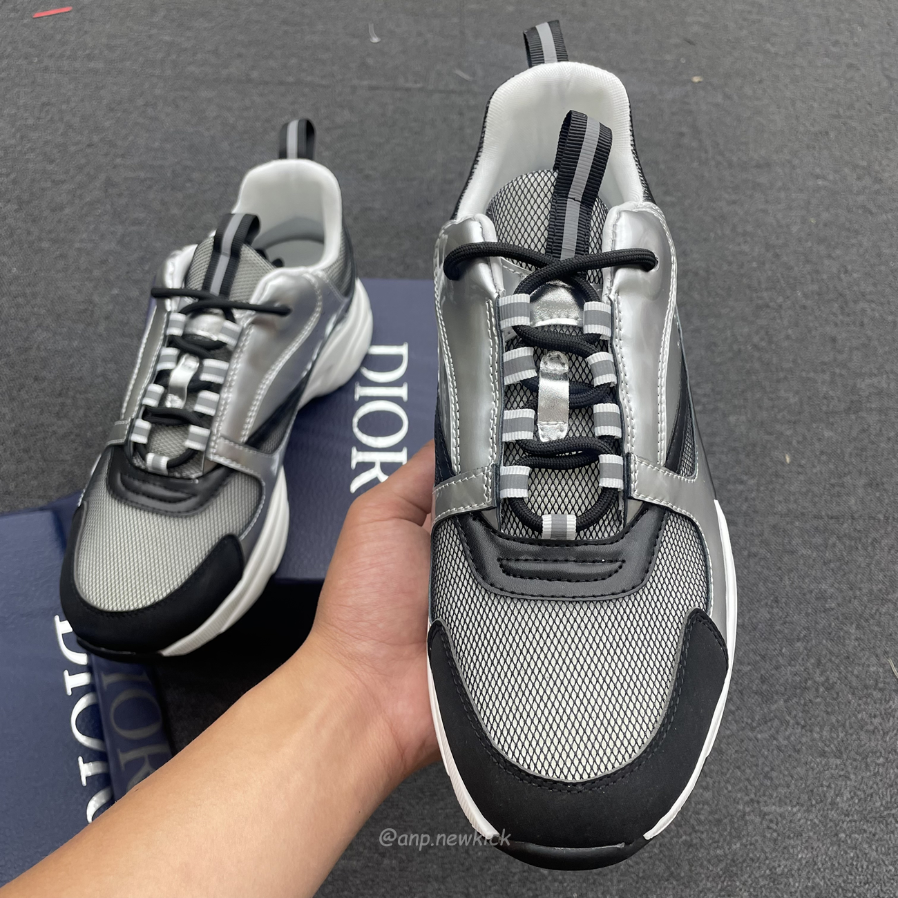 Dior B22 Silvery (2) - www.newkick.org