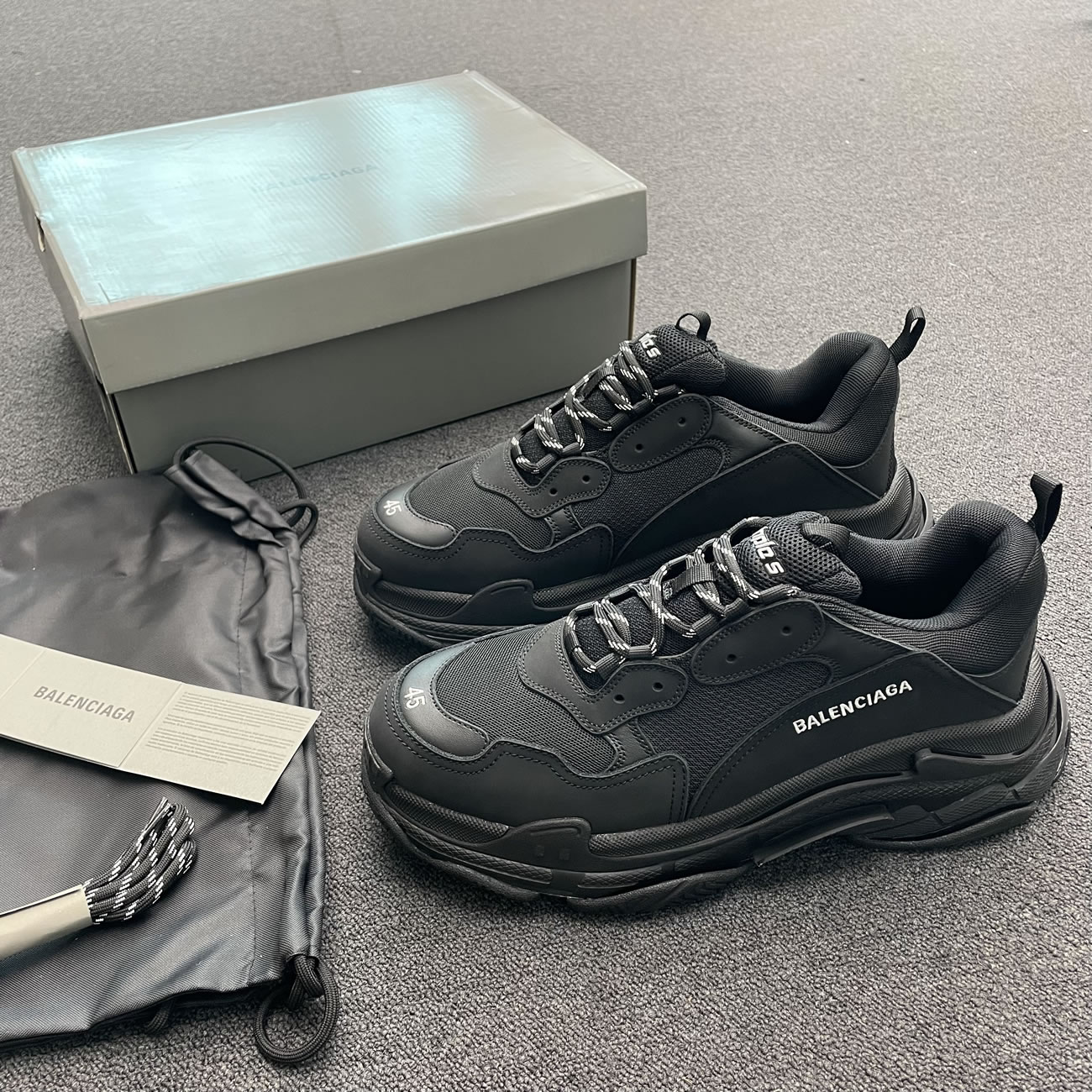 Balenciaga Triple S Black W 541624w09011000 (3) - www.newkick.org Balenciaga Triple S Black W 541624w09011000 (3) - www.newkick.org