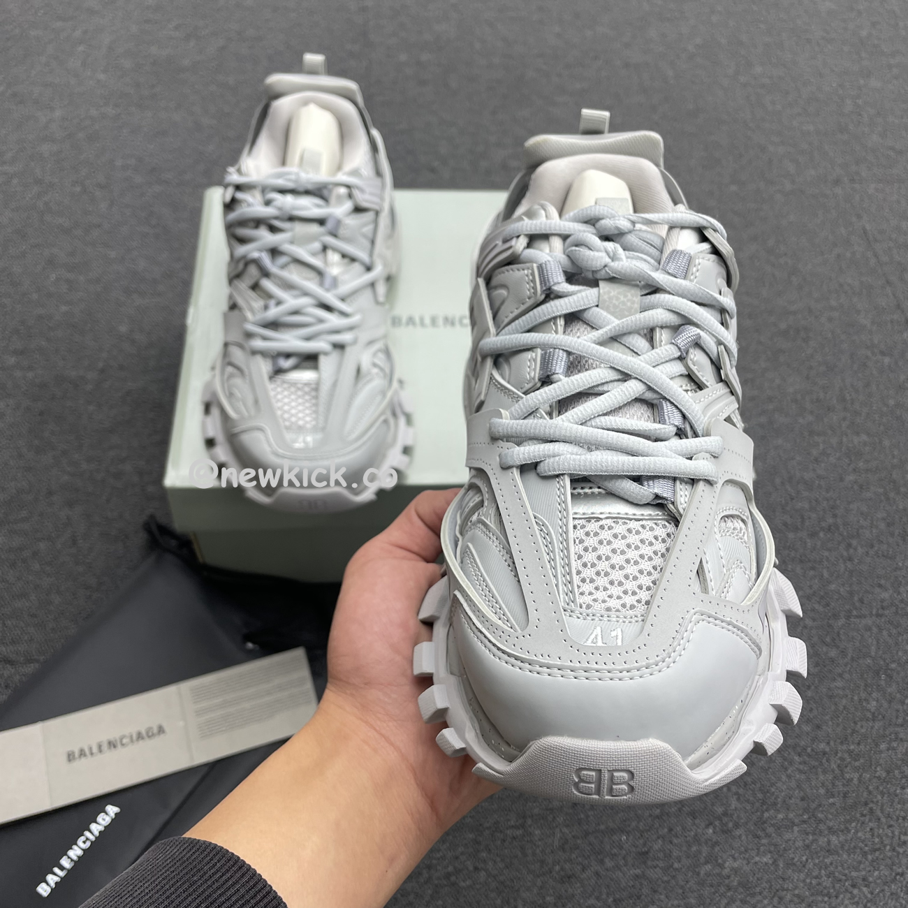Balenciaga Track Light Grey W 542436w2la11203 (4) - www.newkick.org Balenciaga Track Light Grey W 542436w2la11203 (4) - www.newkick.org