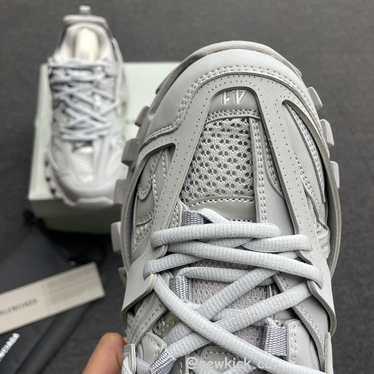 Balenciaga Track Light Grey W 542436w2la11203 (5) - www.newkick.org Balenciaga Track Light Grey W 542436w2la11203 (5) - www.newkick.org