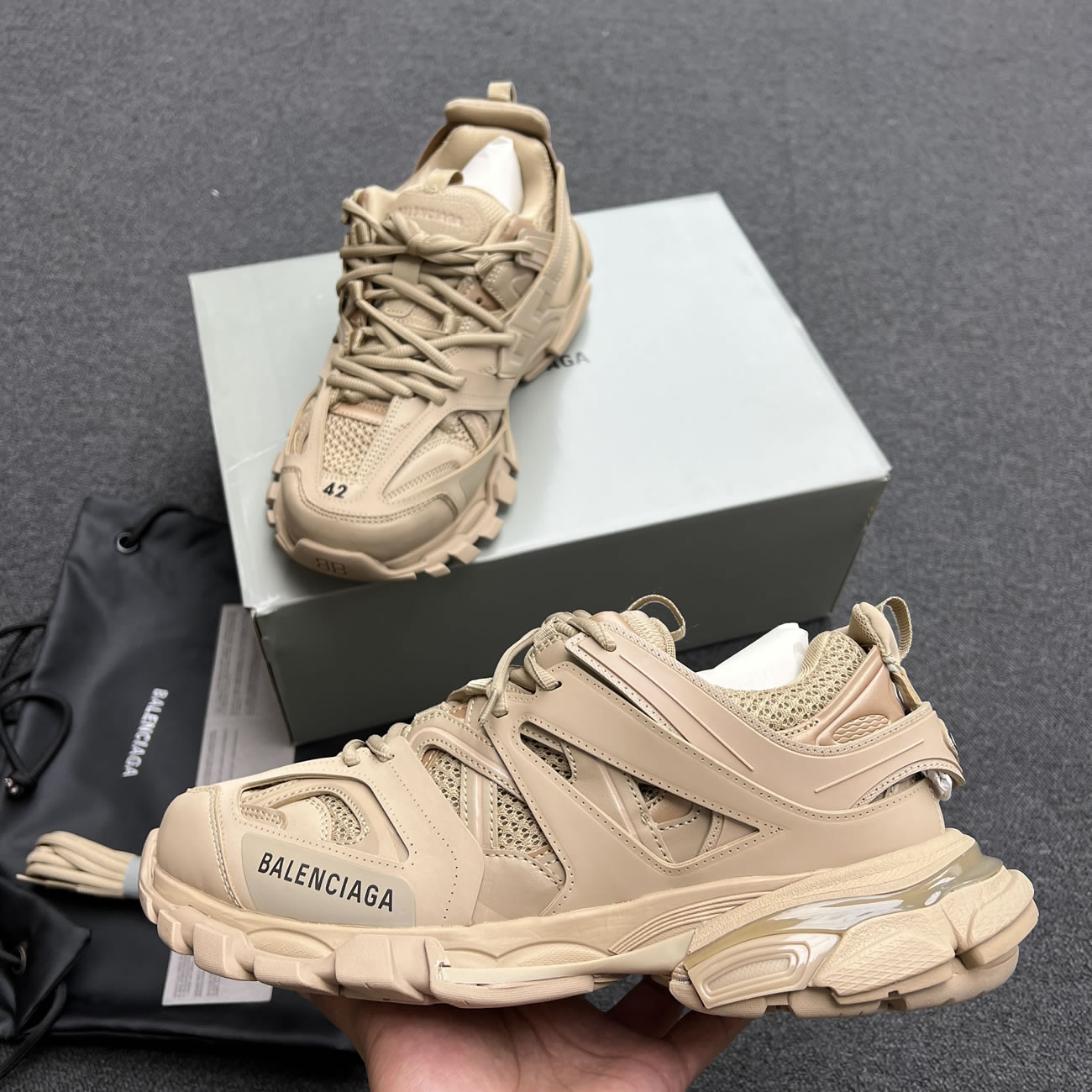 Balenciaga Track Beige W 542436w2la19870 (4) - www.newkick.org Balenciaga Track Beige W 542436w2la19870 (4) - www.newkick.org