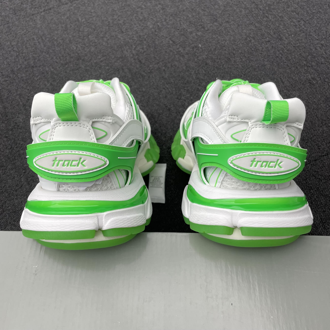 Balenciaga Track Led Sneaker 542436w3rl19035 (2) - www.newkick.org