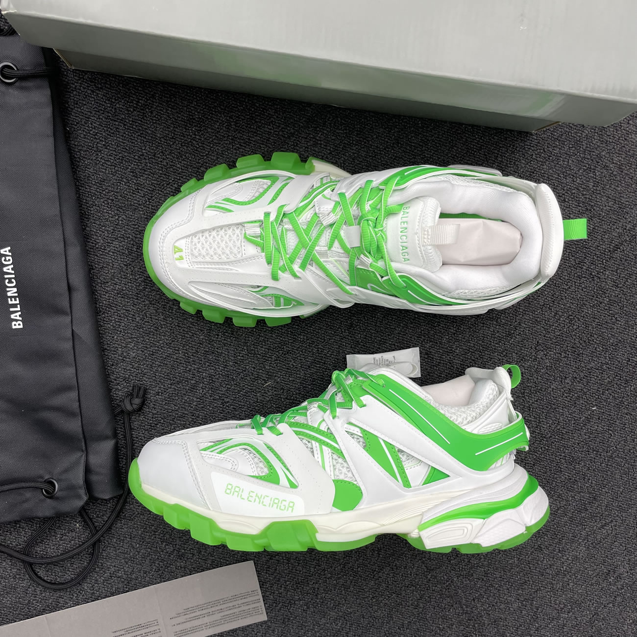 Balenciaga Track Led Sneaker 542436w3rl19035 (6) - www.newkick.org