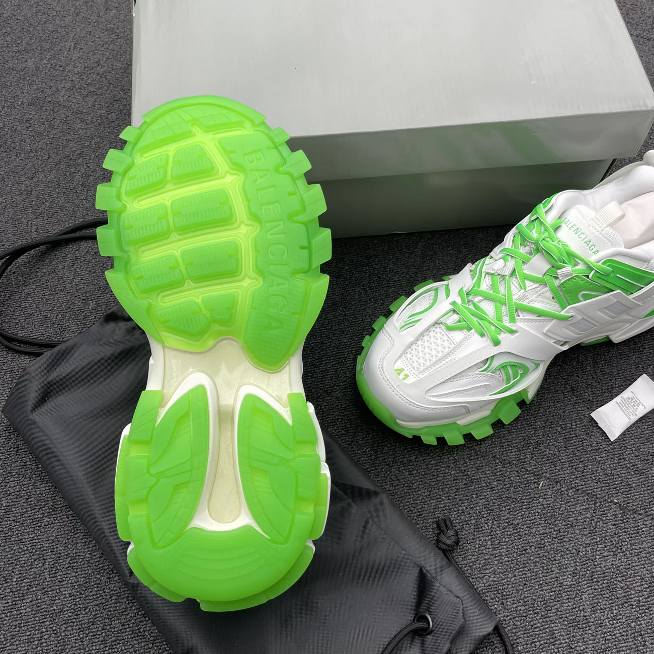 Balenciaga Track Led Sneaker 542436w3rl19035 (7) - www.newkick.org