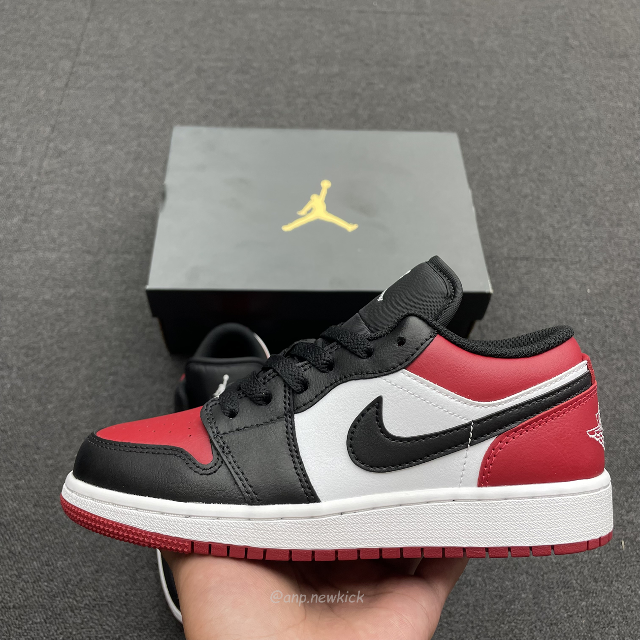 Air Jordan 1 Low Bred Toe Gs 553560 612 (7) - www.newkick.org Air Jordan 1 Low Bred Toe Gs 553560 612 (7) - www.newkick.org