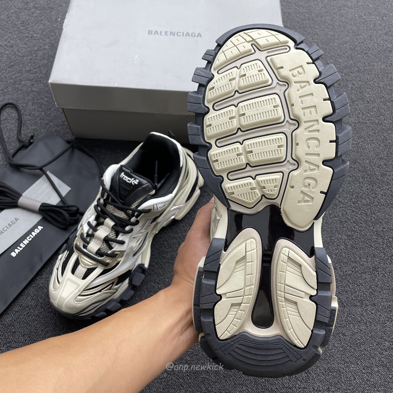 Balenciaga Track.2 Beige Black 568614w2gn38071 (11) - www.newkick.org Balenciaga Track.2 Beige Black 568614w2gn38071 (11) - www.newkick.org
