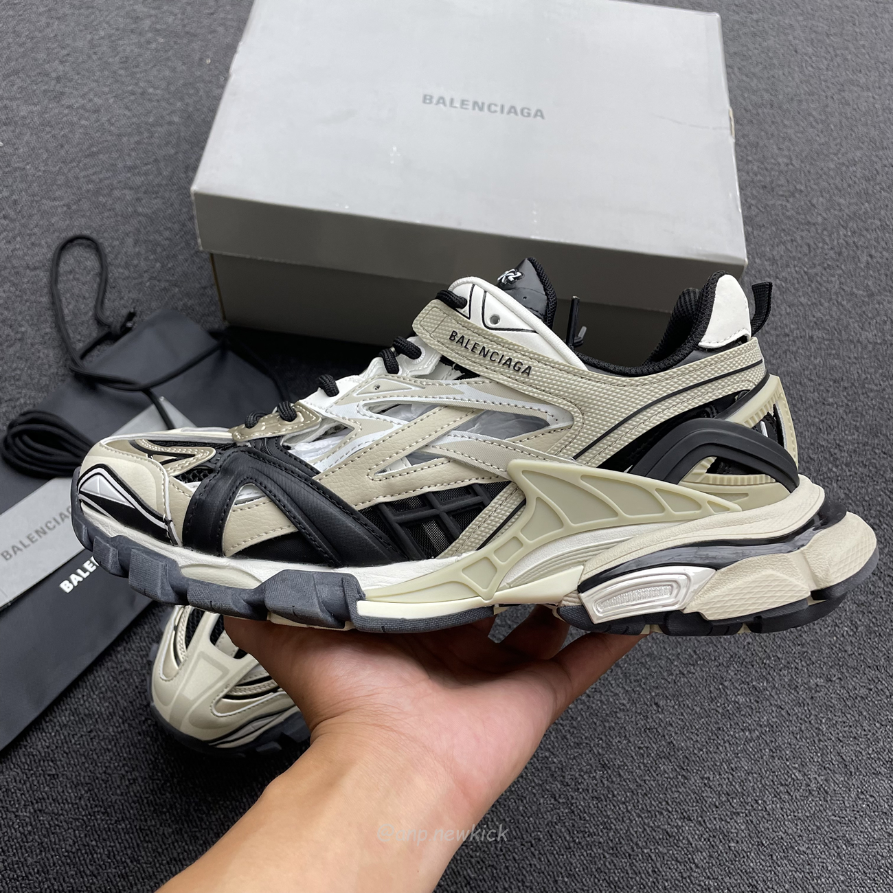 Balenciaga Track.2 Beige Black 568614w2gn38071 (16) - www.newkick.org Balenciaga Track.2 Beige Black 568614w2gn38071 (16) - www.newkick.org