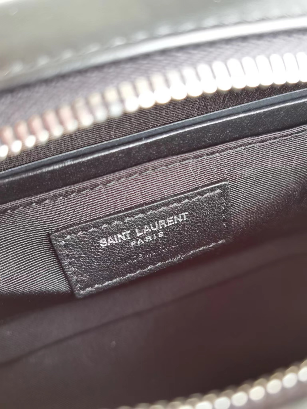 Saint Laurent Lou Crossbody Bag Quilted Black 612544dv7041242 (4) - www.newkick.org Saint Laurent Lou Crossbody Bag Quilted Black 612544dv7041242 (4) - www.newkick.org