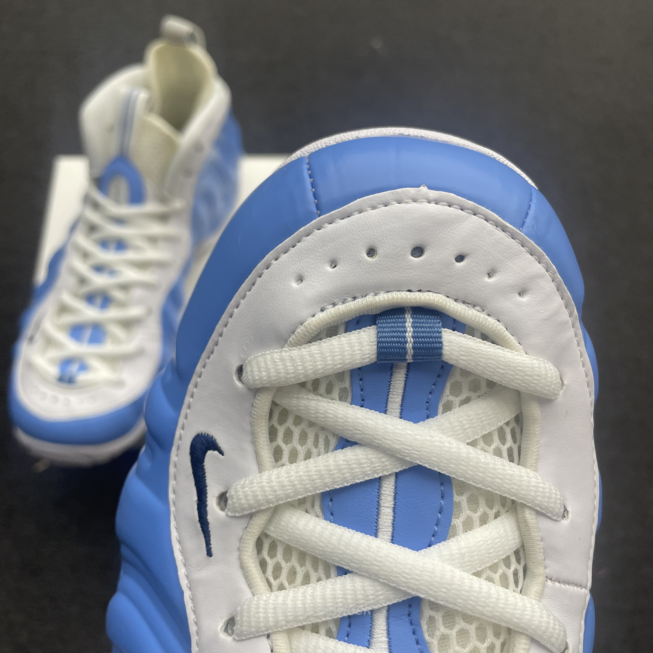 Nike Air Foamposite Pro University Blue 624041 411 (4) - www.newkick.org Nike Air Foamposite Pro University Blue 624041 411 (4) - www.newkick.org