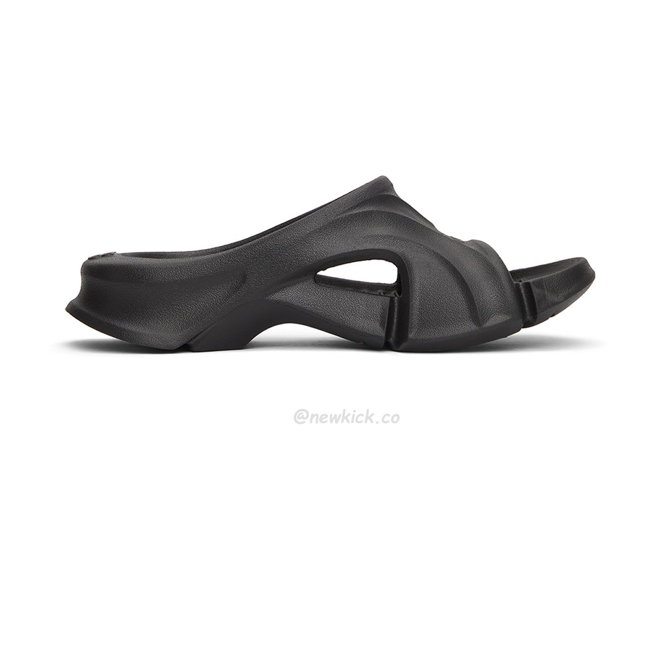 Balenciaga Mold Slide Sandal Black Beige 653874w3ce21000 (14) - www.newkick.vip Balenciaga Mold Slide Sandal Black Beige 653874w3ce21000 (14) - www.newkick.vip