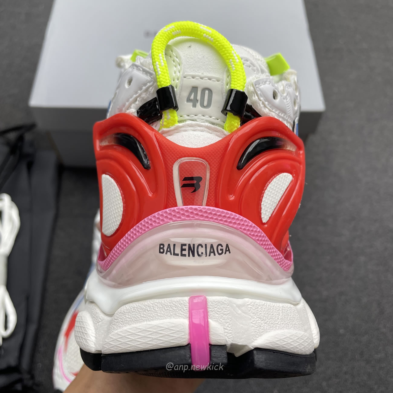 Balenciaga Multicolor Mesh Rubber White 677403 W3rb6 9645 (2) - www.newkick.org Balenciaga Multicolor Mesh Rubber White 677403 W3rb6 9645 (2) - www.newkick.org